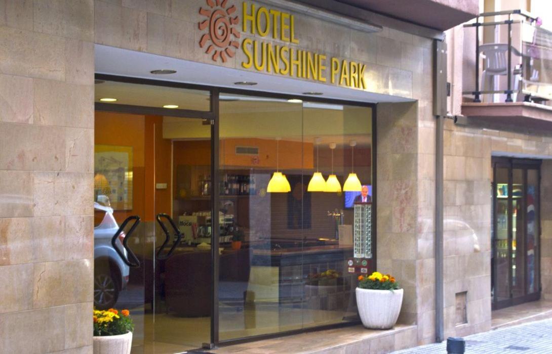 Hotel Sunshine Park Льорет-де-Мар Екстер'єр фото